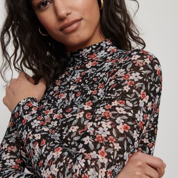 Long Sleeve Sheer Mock Neck Top - Picture 3 of 4